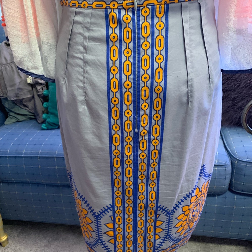 Skirt - Picture 2 of 2